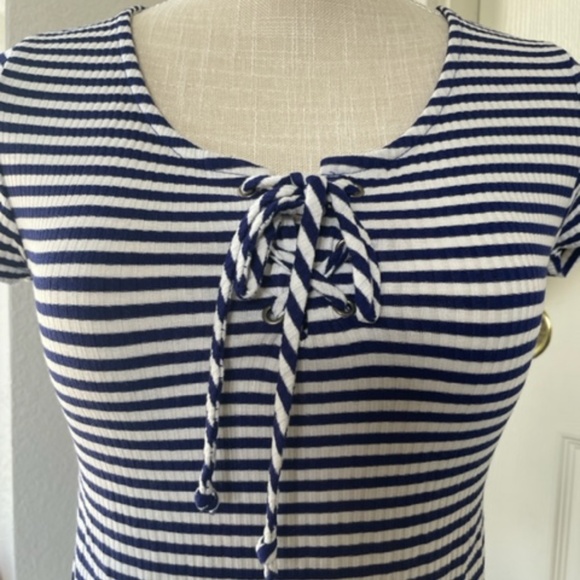 Active USA | Blue & White Striped Bodycon Tie-Front Top – Size S - Picture 2 of 7